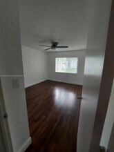 4520 NW 107th Ave in Doral, FL - Building Photo - Building Photo