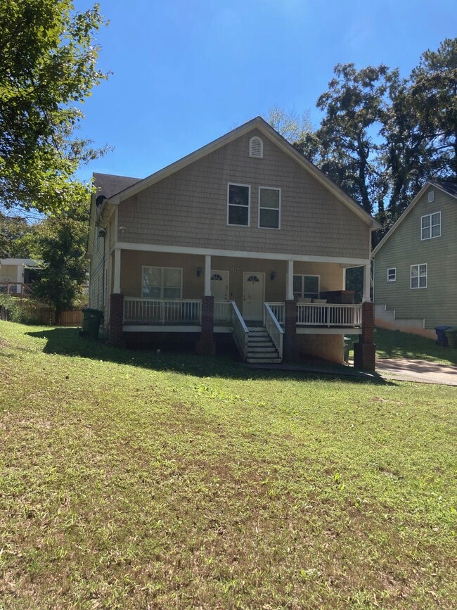 property at 2194 Vesta Ave NW