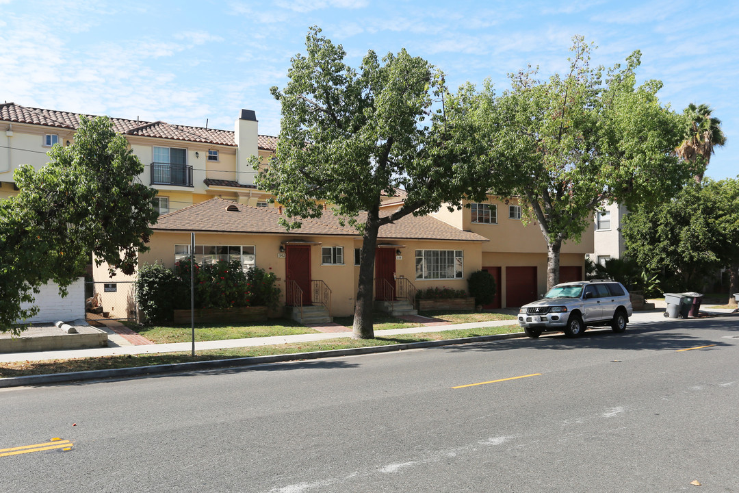 342 W Stocker St in Glendale, CA - Building Photo