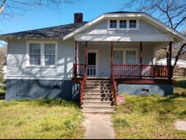 property at 1004 W 5th Ave