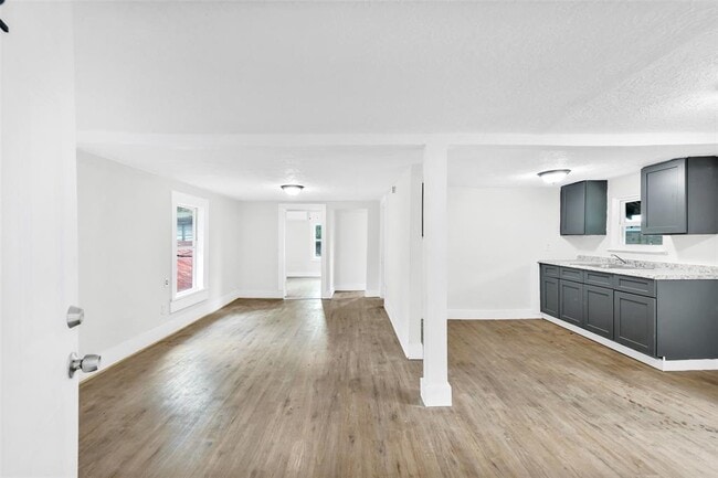 3307 Broadway St in Houston, TX - Building Photo - Building Photo