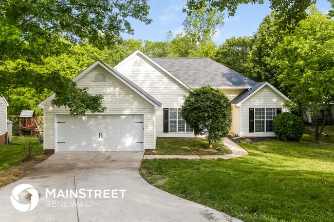property at 1536 Forest Glen Ln