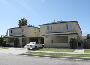 4816-4818 W 118th Pl in Hawthorne, CA - Building Photo - Building Photo