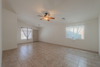 43749 W Magnolia Rd in Maricopa, AZ - Building Photo - Building Photo