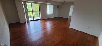 200 N Pickett St in Alexandria, VA - Building Photo