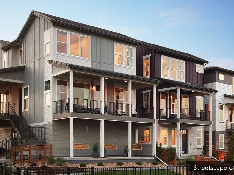 11066 Shining Star Cir in Parker, CO - Foto de edificio