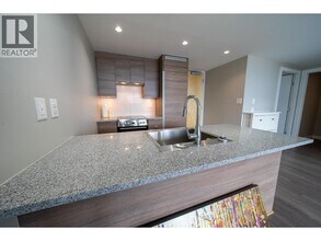 489 Interurban Wy in Vancouver, BC - Building Photo - Building Photo
