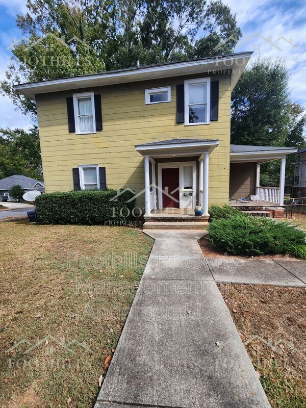 property at 110 N Prevost St