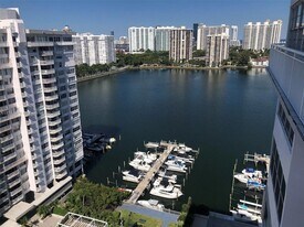 18041 Biscayne Blvd, Unit PH02 in Aventura, FL - Building Photo