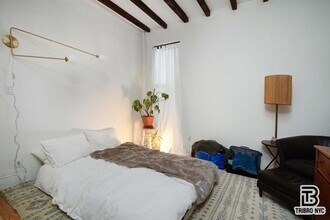 66 Grove St in Brooklyn, NY - Building Photo - Building Photo