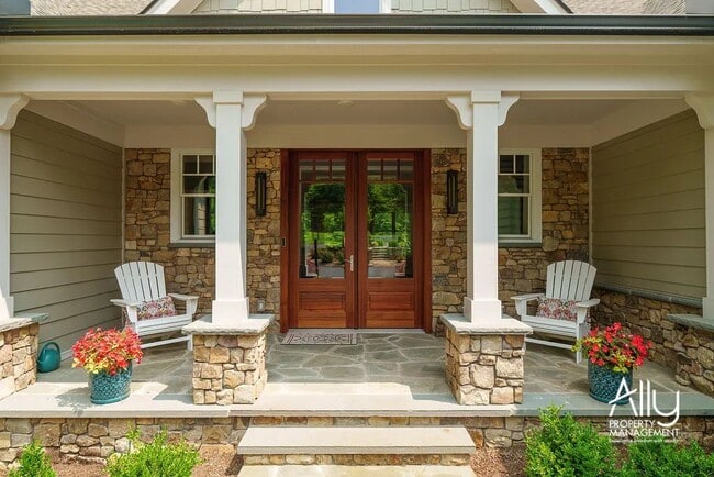 2743 Proffit Crossing Ln in Charlottesville, VA - Building Photo - Building Photo