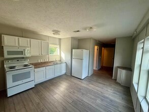100 Springwood Rd in Hot Springs National Park, AR - Building Photo - Building Photo