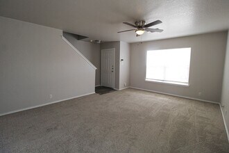 9 Great Hills Dr in San Antonio, TX - Building Photo - Building Photo