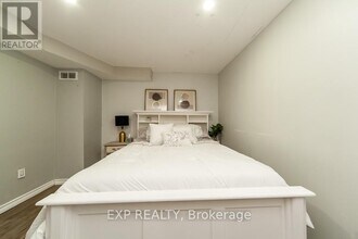 1447 Fleming Ct in Oshawa, ON - Building Photo - Building Photo