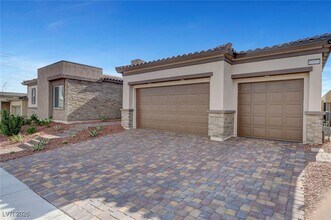 10851 Mila Lndg Ave in Las Vegas, NV - Building Photo - Building Photo