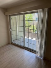 1405 Oak Grove Ave in Burlingame, CA - Building Photo - Building Photo