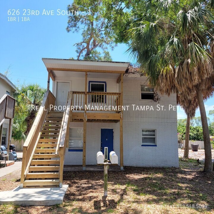 626 23rd Ave S in St. Petersburg, FL - Building Photo