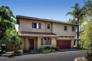 000 Calle Esperanza in Santa Barbara, CA - Building Photo