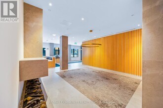 7439 Kingston Rd in Toronto, ON - Building Photo - Building Photo