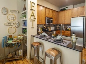 12011 W Broadway St in Pearland, TX - Building Photo - Building Photo