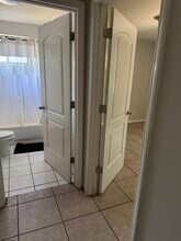 1863 Nekoma Ct, Unit A in Tallahassee, FL - Building Photo - Building Photo