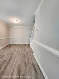 118 E Bristol Ln photo'