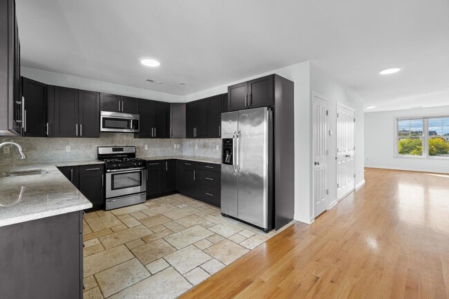 property at 458 Pacific Ave