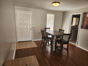 1713 El Camino Rd, Unit 5 in Jacksonville, FL - Building Photo - Building Photo