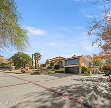 6204 Pinehurst Dr in El Paso, TX - Building Photo - Building Photo