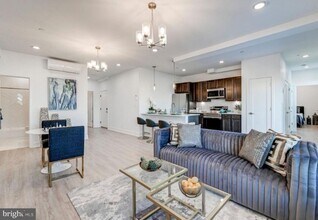 601 S Broadway in Baltimore, MD - Building Photo - Building Photo