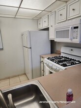 18111 NW 68th Ave in Hialeah, FL - Building Photo - Building Photo