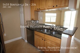 5459 Bentgrass Dr in Sarasota, FL - Building Photo - Building Photo