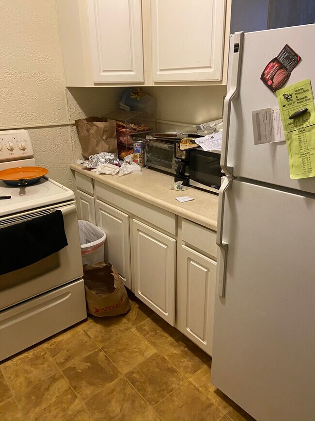 37 Chapel Rd Apartments and Nearby Buffalo Apartments For Rent