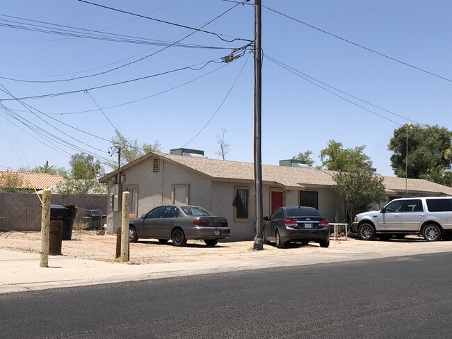 1535 N French St in Casa Grande, AZ - Building Photo - Building Photo