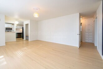 6002 E 8th St N in Wichita, KS - Building Photo - Building Photo