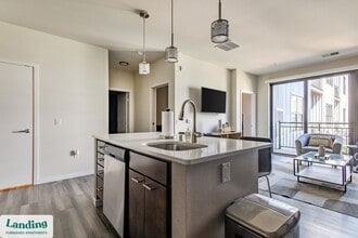 11221 Synergy Dr in Wauwatosa, WI - Building Photo - Building Photo