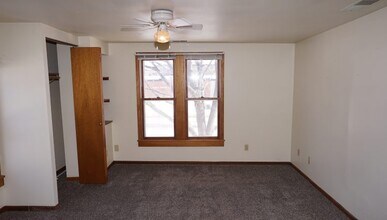 1206 Spring St, Unit 1206 in Black Earth, WI - Building Photo - Building Photo