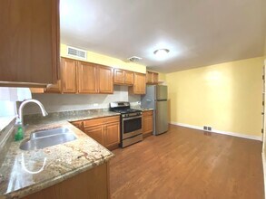 2830 W Summerdale Ave in Chicago, IL - Building Photo - Building Photo