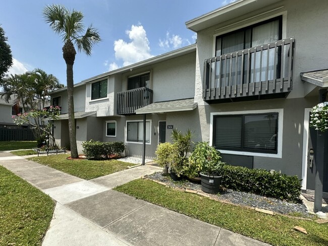 property at 2404 Seaside Dr