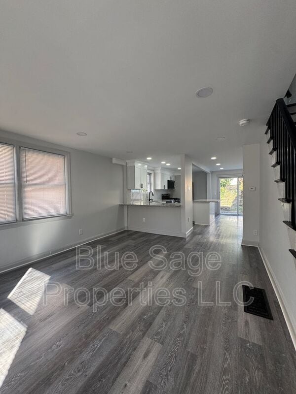 1229 Wilson Dr in Havertown, PA - Building Photo - Building Photo