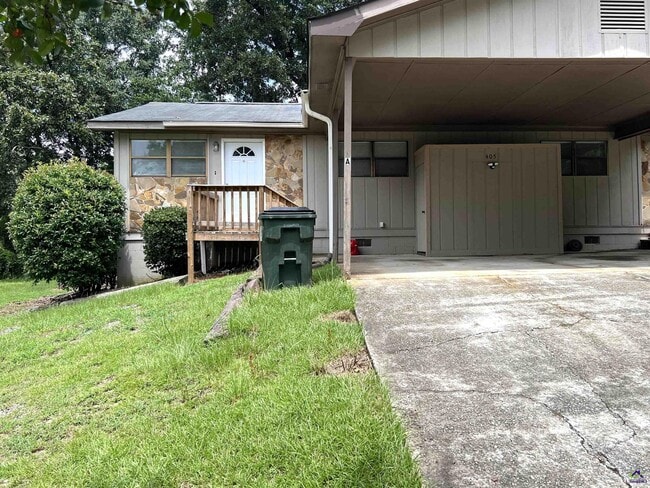 405 Westcliff Cir in Warner Robins, GA - Building Photo - Building Photo