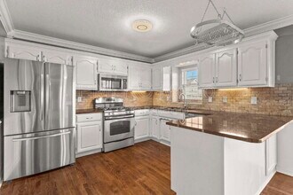 824 SE 11 Terrace in Lee's Summit, MO - Building Photo - Building Photo