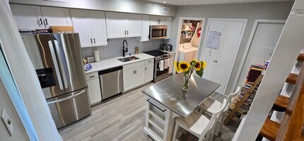 247 Gemini Dr in Hillsborough Township, NJ - Building Photo - Building Photo