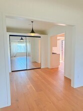 2202 S Bronson Ave in Los Angeles, CA - Building Photo - Building Photo