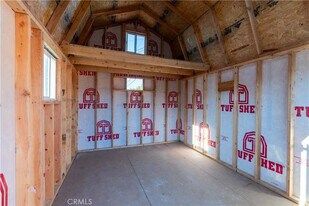 4065 Madrona Rd in Riverside, CA - Building Photo