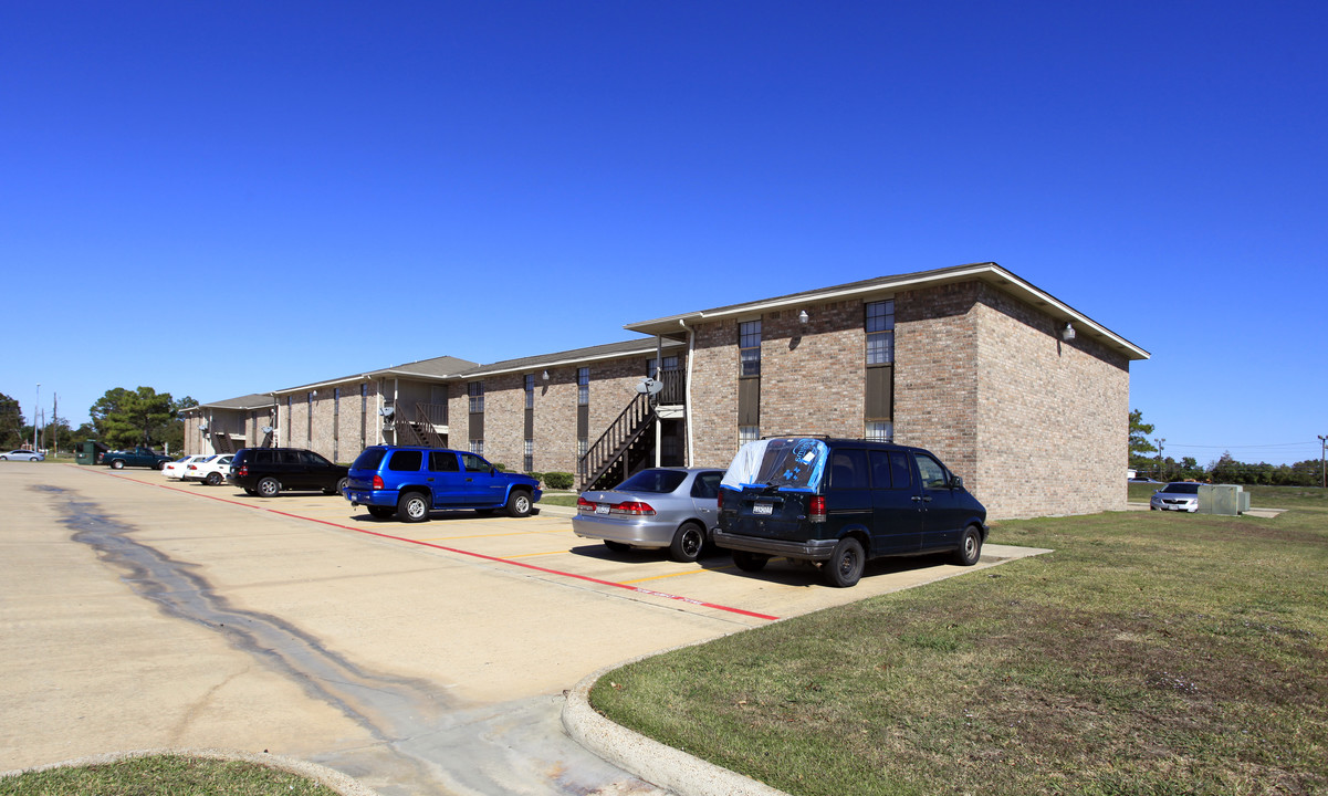 Sherwood Forest Apartments in Port Arthur, TX - Building Photo