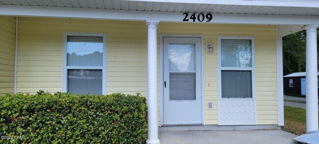 2409 Allison Ave in Panama City Beach, FL - Building Photo - Building Photo
