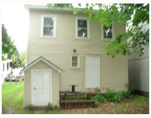 255 W Fifth St in Oswego, NY - Building Photo - Building Photo