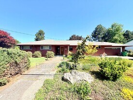 1308 NW 50th St in Vancouver, WA - Building Photo