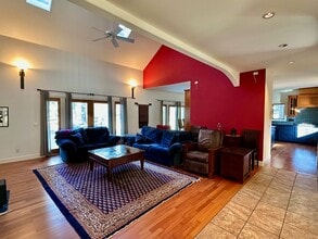 10978 Squirrel Creek Rd in Grass Valley, CA - Building Photo - Building Photo